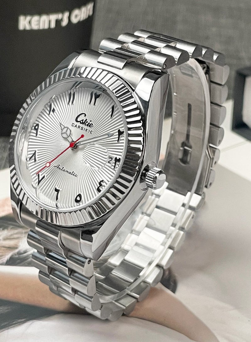 كارسيكي ساعة عربية رجالية فضية، تصميم ديت جست، ميناء بنقش شعاعي، إطار مخدد، عقارب مضيئة، مقاومة للماء 5ATM، سوار ستانلس ستيل، زجاج معدني، هدية لهواة الساعات العربية - Image 4